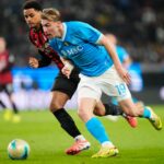 Antonio Conte no banco de reservas