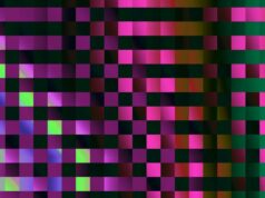 Apple e Google serão solicitados a bloquear fotos nuas, a menos que a idade do usuário seja verificada Apple e Google serão solicitados a bloquear fotos nuas, a menos que a idade do usuário seja verificada | Pixelação mostrada