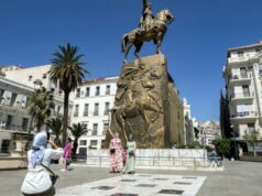 Argélia declara o domínio colonial francês um crime em nova lei Argélia declara o domínio colonial francês um crime em nova lei