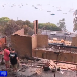 'Armagedom': Famílias voltam à devastação após incêndio florestal em Koolewong