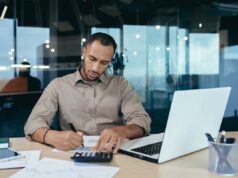 As ações da Merck estão subindo repentinamente, mas será que o gigante da saúde em dificuldades é uma compra? As ações da Merck estão subindo repentinamente, mas será que o gigante da saúde em dificuldades é uma compra?