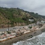 As companhias de seguros estão obtendo lucros recordes com o pânico das mudanças climáticas, e não com os fatos