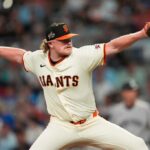 Aaron Judge nº 99 do New York Yankees sorri após uma vitória por 7 a 5 sobre o San Francisco Giants no Oracle Park em 2 de junho de 2024 em San Francisco, Califórnia. (Foto de Brandon Vallance/Getty Images)