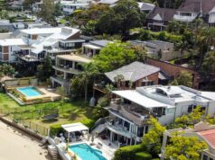 As esperanças dos detentores de hipotecas de um presente de Natal antecipado foram praticamente anuladas, dizem especialistas Menos australianos estão recebendo hipotecas à medida que as taxas de juros continuam a subir, mostram novos números.