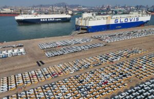 As exportações da China crescem 5,9% em novembro, enquanto os embarques dos EUA caem 29% As exportações da China crescem 5,9% em novembro, enquanto os embarques dos EUA caem 29%