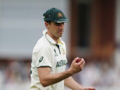Ashes 2025-26: Cummins da Austrália e Inglis em preparação para o segundo teste em Brisbane Ashes 2025-26: Cummins da Austrália e Inglis em preparação para o segundo teste em Brisbane
