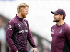 Ashes 2025-26: Demitir Stokes e McCullum não resolverá os problemas da Inglaterra, diz Strauss Ashes 2025-26: Demitir Stokes e McCullum não resolverá os problemas da Inglaterra, diz Strauss