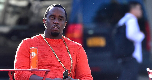 Assista: Diddy grita 'Estamos perdendo!' na primeira filmagem do Netflix Assista: Diddy grita 'Estamos perdendo!' na primeira filmagem do Netflix Doc, 'Sean Combs: The Reckoning'