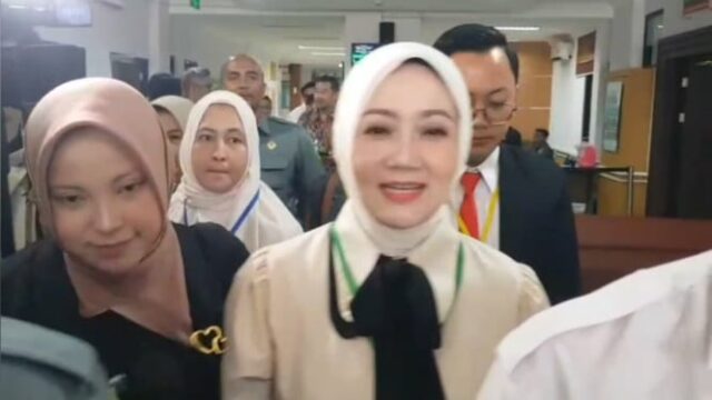 Atalia nega que haja outra mulher por trás do processo de divórcio com Ridwan Kamil

