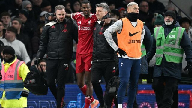 Atualização sobre lesão de Alexander Isak – O atacante do Liverpool passa por uma cirurgia, quando ele estará de volta?
