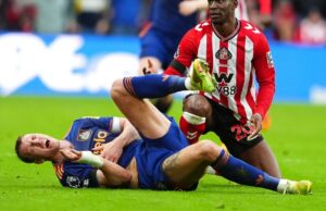 Atualização sobre lesões de Dan Burn – O zagueiro do Newcastle pode ficar afastado por até seis semanas devido a lesões nas costelas e nos pulmões Atualização sobre lesões de Dan Burn - O zagueiro do Newcastle pode ficar afastado por até seis semanas devido a lesões nas costelas e nos pulmões