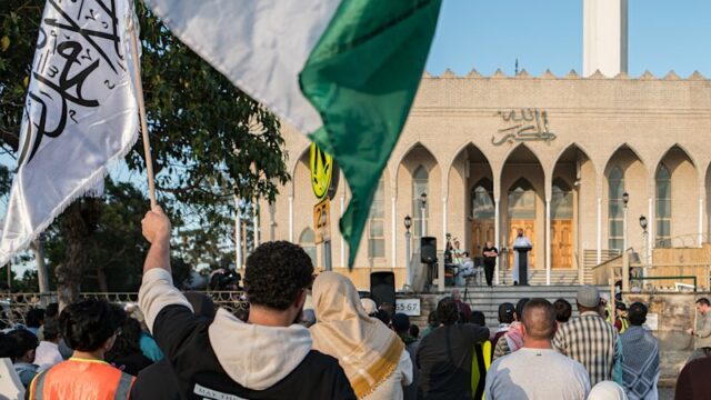 Austrália é instada a adotar a 'abordagem Al Capone' para odiar pregadores e extremistas
