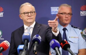 Austrália promete fortalecer leis contra discurso de ódio e controle de armas após ataque em Bondi Beach Austrália promete fortalecer leis contra discurso de ódio e controle de armas após ataque em Bondi Beach