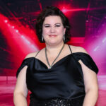 Autor de 'Heated Rivalry' em 'Listening' Connor Storrie e Hudson Williams filmam sua primeira cena de sexo, querendo 12 episódios para a 2ª temporada e como o sucesso do programa a está ajudando a combater o Parkinson