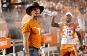 Avaliações do programa atlético universitário da CNBC: Por que os Texas Longhorns são o número 1 Ex-Michigan HC Sherrone Moore reportedly detained by police