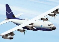 Avião ‘Hurricane Hunter’ é implantado em PNW enquanto um grande rio atmosférico mira em Seattle Avião 'Hurricane Hunter' é implantado em PNW enquanto um grande rio atmosférico mira em Seattle