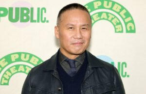 BD Wong pede desculpas pela piada racista: ‘Sinto muito se este momento manchou qualquer respeito que você pudesse ter por mim’ BD Wong pede desculpas pela piada racista: 'Sinto muito se este momento manchou qualquer respeito que você pudesse ter por mim'