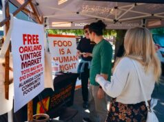 Banco de alimentos do condado de Alameda faz parceria com loja vintage para oferecer sacolas gratuitas com doações Banco de alimentos do condado de Alameda faz parceria com loja vintage para oferecer sacolas gratuitas com doações
