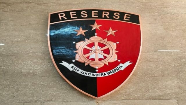 Bareskrim Polri nomeia Hellyana, vice-governadora de Babel, como suspeita de suposto caso de diploma falso
