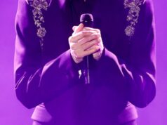 Barry Manilow é fumante? Suas citações sobre fumar antes do câncer de pulmão GettyImages-1694991192-barry-manilow