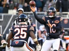 Bears expandindo busca por estádios além de Chicago – e em Indiana O quarterback do Chicago Bears, Caleb Williams (18), lança um passe durante o quarto período contra o Cleveland Browns no Soldier Field.