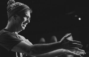 Ben Folds faz música natalina da maneira certa, oferecendo aos fãs um Natal muito ho-ho-holístico: crítica do concerto Ben Folds faz música natalina da maneira certa, oferecendo aos fãs um Natal muito ho-ho-holístico: crítica do concerto