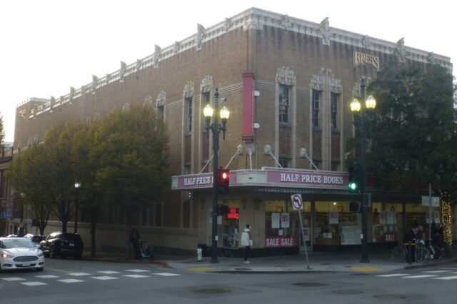 Berkeley, uma retrospectiva: Homem de Berkeley nomeado presidente do tribunal estadual
