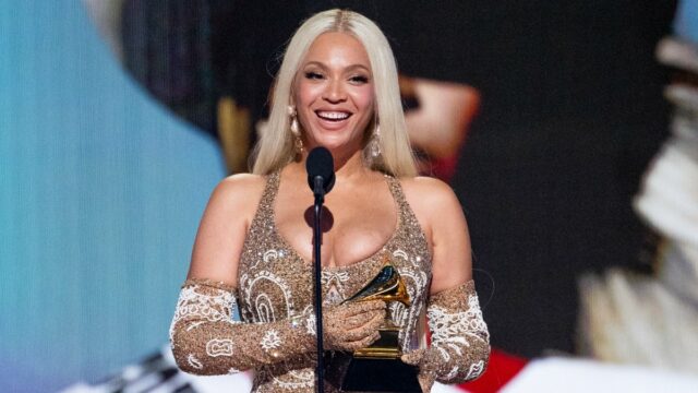 Beyoncé se torna o quinto músico a alcançar o status de bilionário
