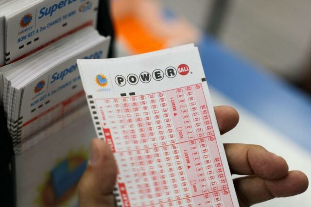Bilhete de Sacramento ganha quase US$ 2 milhões com o Bilhete de Sacramento ganha quase US$ 2 milhões com o jackpot da Powerball rolando