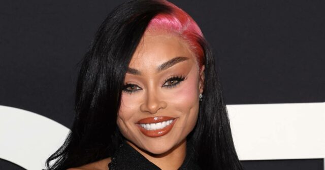 Blac Chyna compartilha status de relacionamento após provocar a reunião Blac Chyna explica como o relacionamento de Kylie Jenner e Tyga a ajudou a encontrar o ‘amor’ com Rob Kardashian