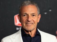 Bob Iger expressa preocupação de que um acordo Netflix-Warner Bros. daria ao streamer uma ‘alavanca de preços’ sobre o consumidor Bob Iger, Sam Altman