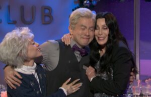 Bowen Yang chora no esboço final de ‘SNL’ com Cher: ‘Este lugar sempre será o lar’ Bowen Yang chora no esboço final de ‘SNL’ com Cher: ‘Este lugar sempre será o lar’