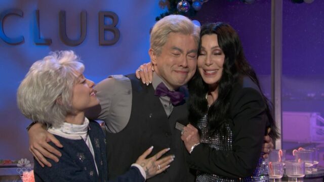 Bowen Yang chora no esboço final de ‘SNL’ com Cher: Bowen Yang chora no esboço final de ‘SNL’ com Cher: ‘Este lugar sempre será o lar’