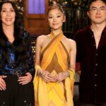 Bowen Yang se despede do ‘SNL’ com ajuda de Ariana Grande, Cher e Aidy Bryant