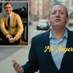 Brad Lander canaliza 'Mister Rogers' em um vídeo para sua campanha para o Congresso.