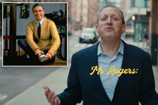 Brad Lander canaliza 'Mister Rogers' em um vídeo para sua campanha para o Congresso.