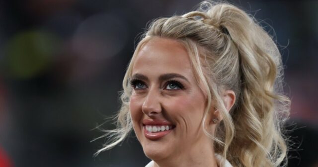 Crianças de Patrick e Brittany Mahomes caem na esteira durante o treino de férias com a mãe, mas se recuperam