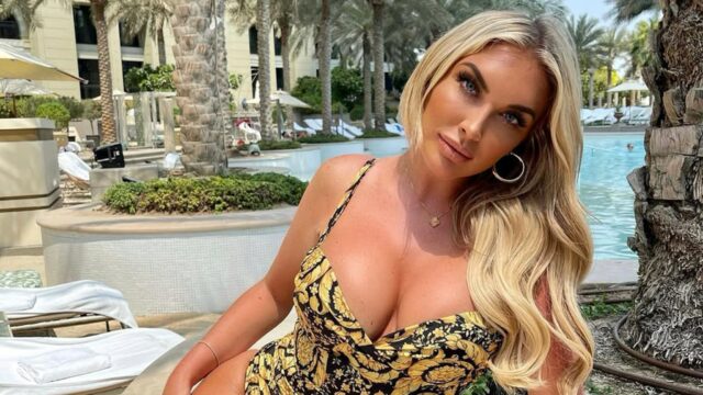 Brookelyn supera o frio do inverno com doses quentes Fotos quentes de Brookelyn