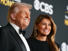 CBS dá início ao especial renomeado de ‘Trump-Kennedy Center Honors’ com o presidente como anfitrião CBS dá início ao especial renomeado de 'Trump-Kennedy Center Honors' com o presidente como anfitrião