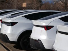 Califórnia ameaça Tesla com suspensão de vendas por práticas de marketing Califórnia ameaça Tesla com suspensão de vendas por práticas de marketing