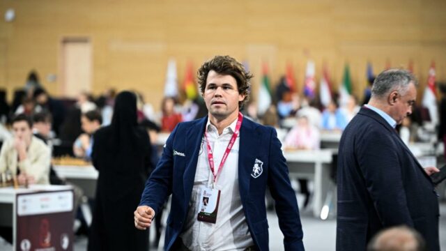 Campeonato Mundial Rápido: Magnus conquista título; Erigaisi e Humpy se Campeonato Mundial Rápido: Magnus conquista título; Erigaisi e Humpy se contentam com o bronze