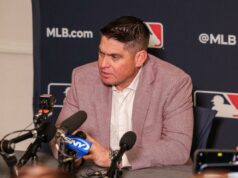 Carlos Mendoza não acredita que o Mets teve problemas no vestiário Carlos Mendoza fala à mídia nas reuniões de inverno em 8 de dezembro de 2025.