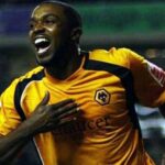 Carreira destruída devido a cirurgia, ex-atacante da Premier League vence ação judicial de IDR 140 bilhões