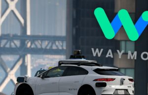 Carros Waymo parados perigosamente durante queda de energia em São Francisco waymo-getty-1