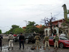 Cartéis usam carro-bomba e homem-bomba para atacar a polícia no oeste do México Cartéis usam carro-bomba e homem-bomba para atacar a polícia no oeste do México