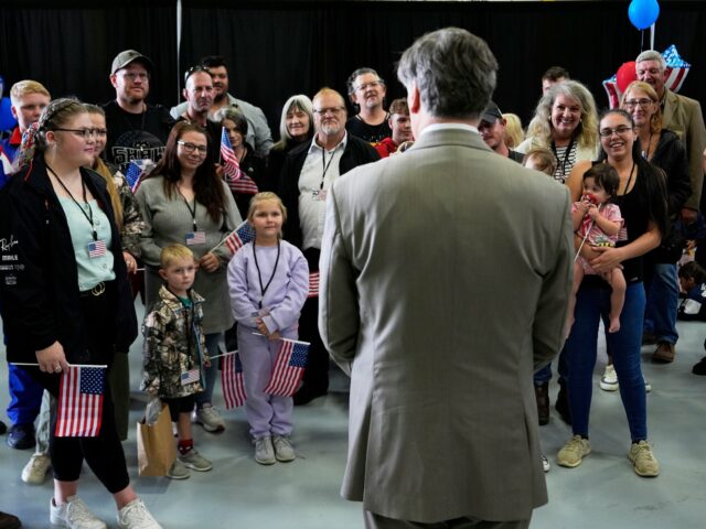 Casa Branca acusa África do Sul de assediar funcionários do governo dos EUA na última disputa
