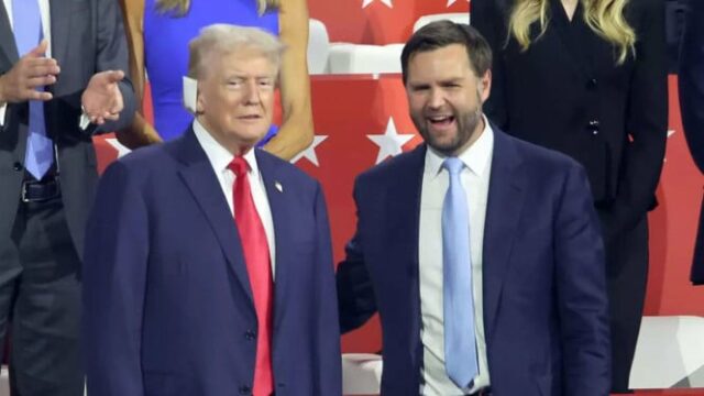 Chefe de gabinete do presidente dos EUA diz que Trump tem personalidade de alcoólatra
