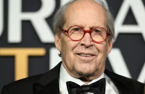 Chevy Chase foi ‘ferido’ por ‘SNL50’, excluindo-o: ‘Alguém cometeu um erro. Eles deveriam ter me colocado naquele palco’ Chevy Chase foi 'ferido' por 'SNL50', excluindo-o: 'Alguém cometeu um erro. Eles deveriam ter me colocado naquele palco'