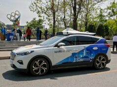 China freia carros autônomos após acidente horrível que matou três estudantes Yahoo news home