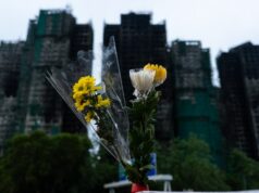 China reprime pedidos de responsabilização pelo incêndio mortal em Hong Kong China reprime pedidos de responsabilização pelo incêndio mortal em Hong Kong